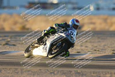 media/Nov-17-2024-CVMA (Sun) [[1fec520723]]/Race 18-Supersport Middleweight/